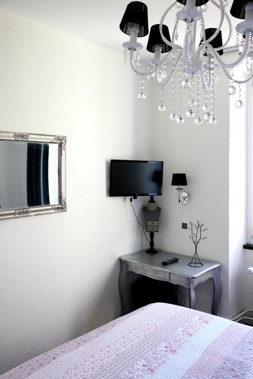 Guesthouse Le Vauban Неф-Брізак Номер фото